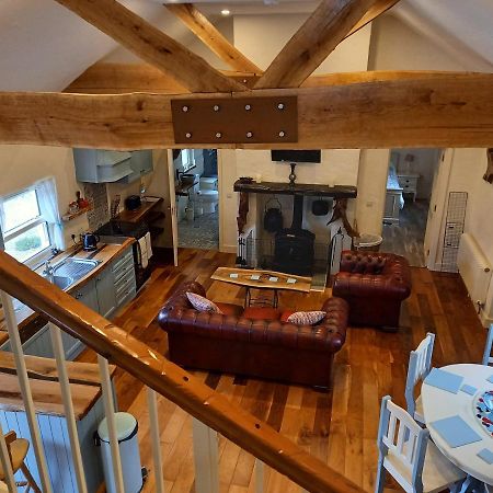 Mary'S Bespoke Cottage คิลลาร์นีย์ ภายนอก รูปภาพ