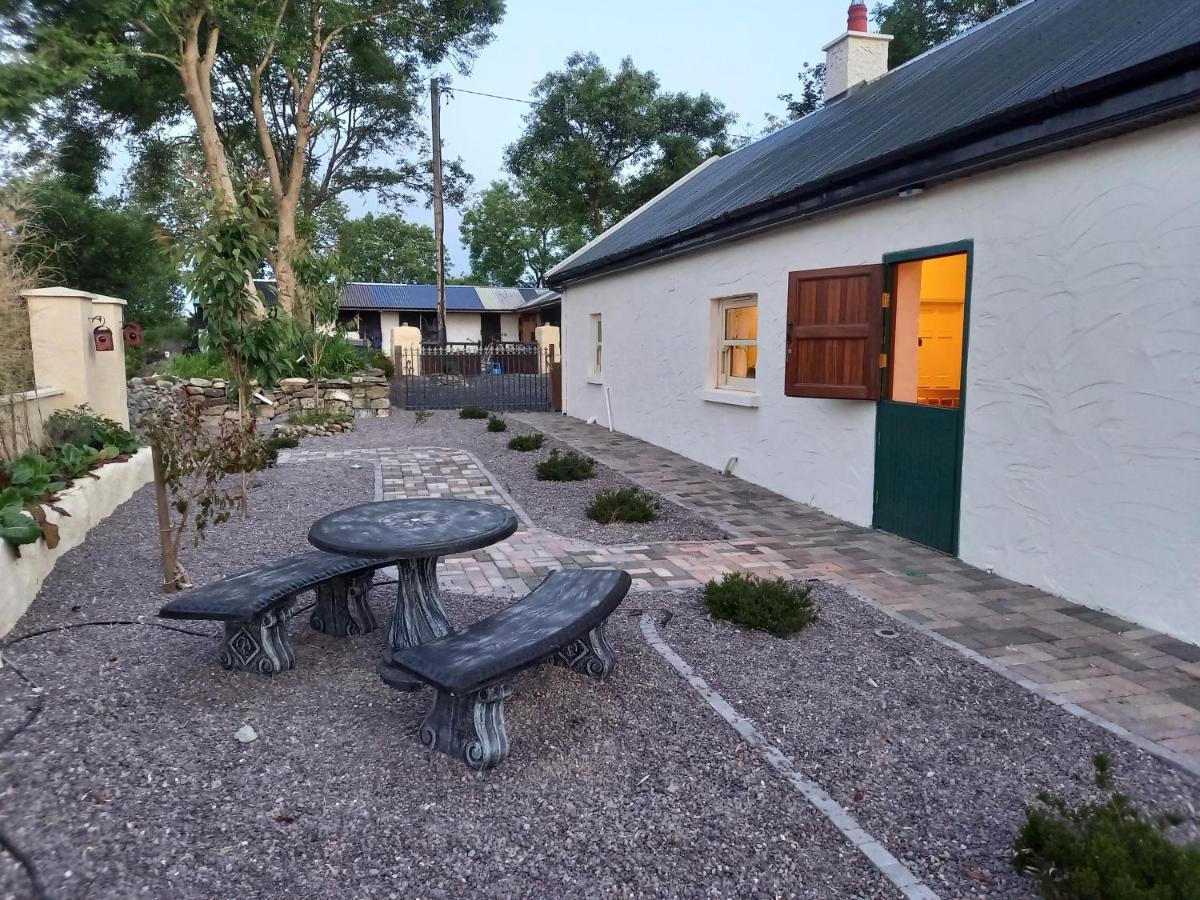 Mary'S Bespoke Cottage คิลลาร์นีย์ ภายนอก รูปภาพ