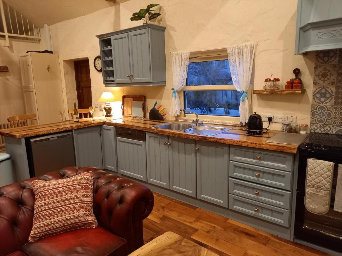 Mary'S Bespoke Cottage คิลลาร์นีย์ ภายนอก รูปภาพ